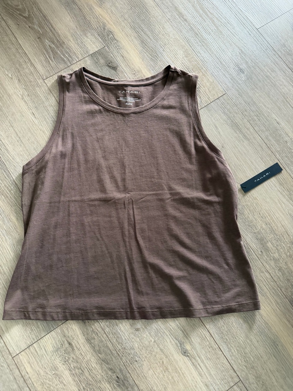 Tahari Brown Crewneck Sleeveless Tank Top